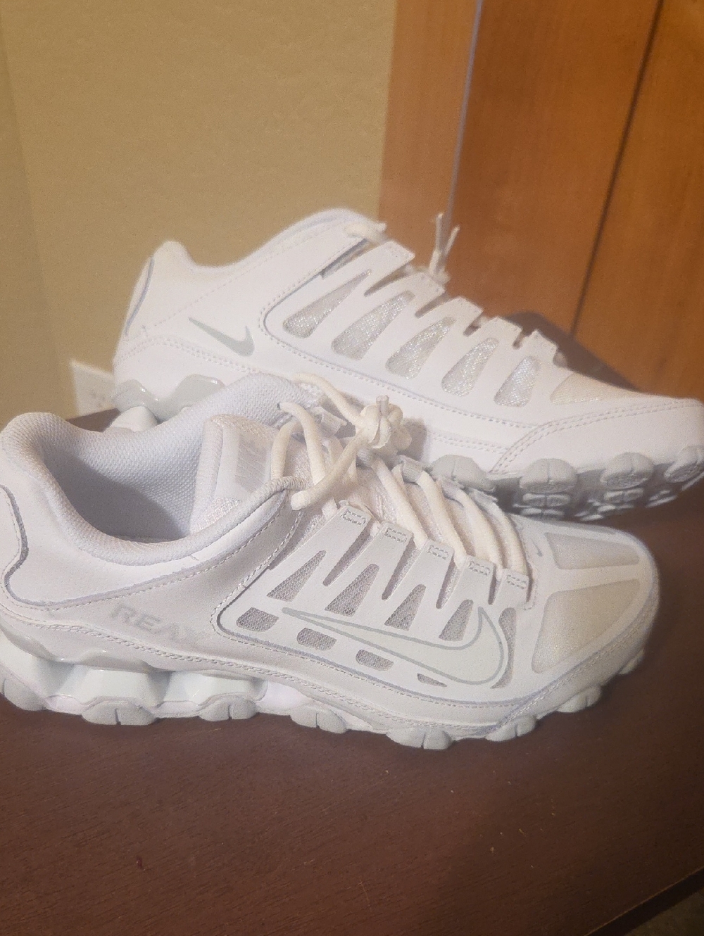 Nike Reax 8 TR training shoe